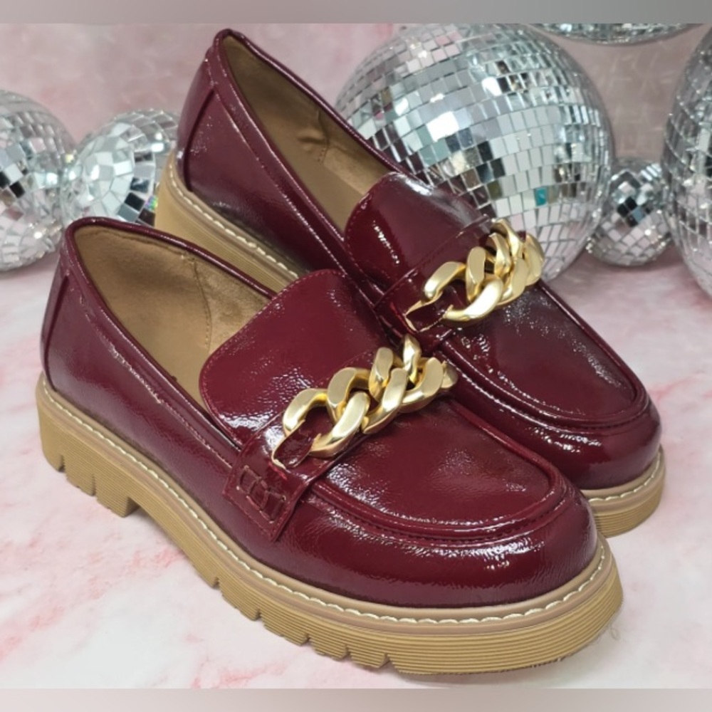 Corky’s Dark Red Patent Loafers/Gold Chain Detail/Lug Sole: Size 6 - Picture 7 of 8